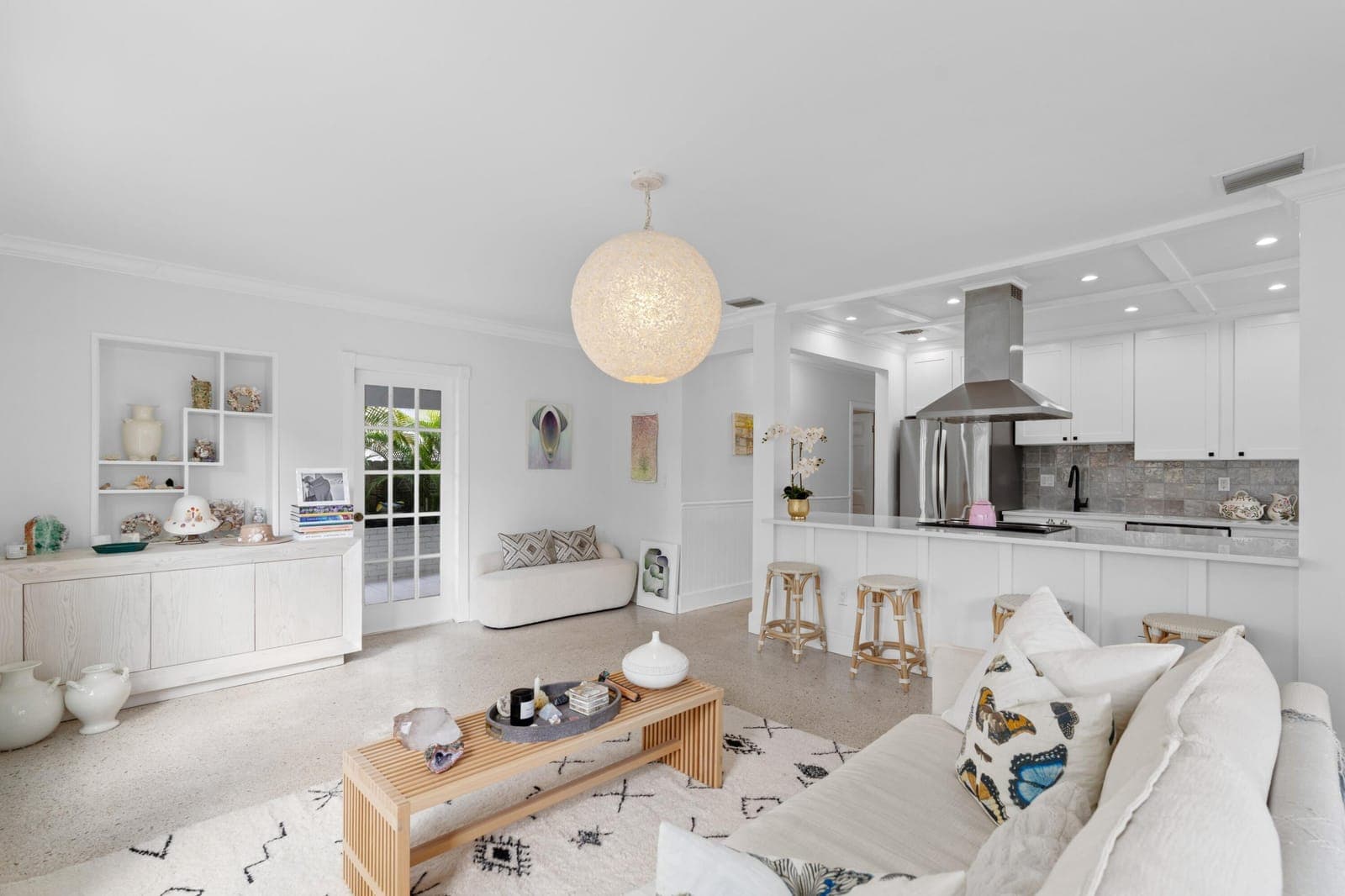 143 Greymon Drive — photo 3