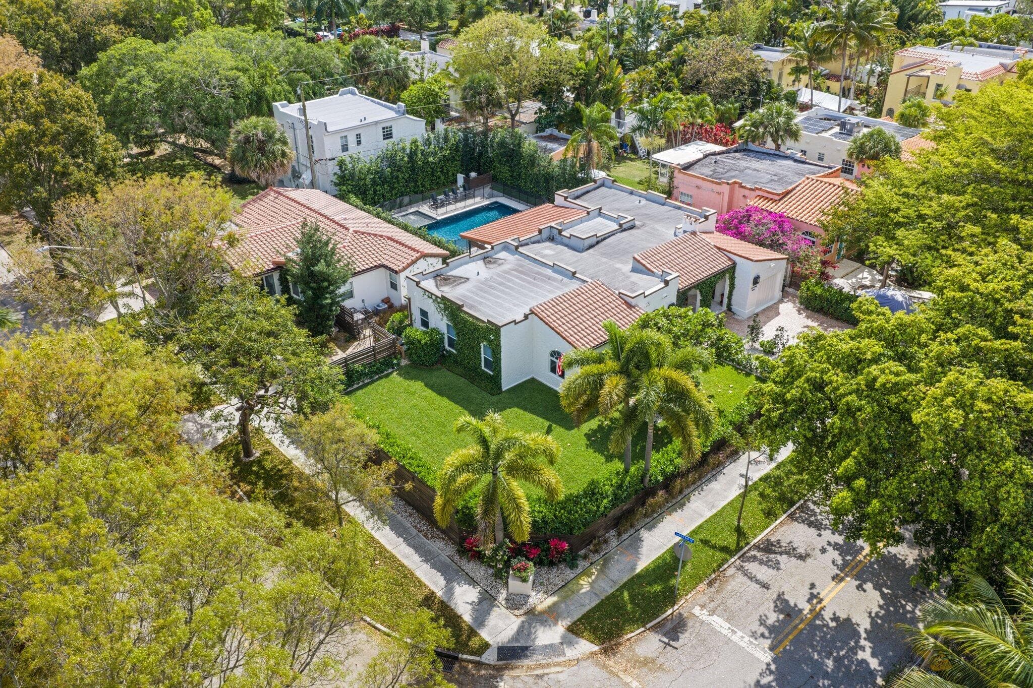706 Sunset Road, West Palm Beach